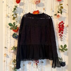 🖤 Versona Black Lace Top 🖤